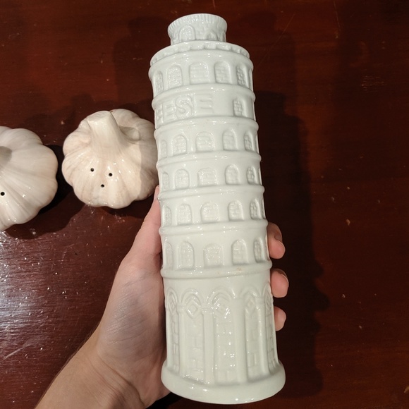 Set of 3, Cheese, Salt and Pepper Shaker set - Picture 4 of 6